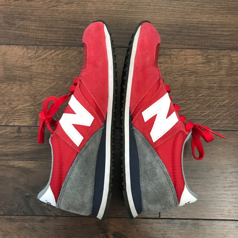 New Balance 420 sneakers